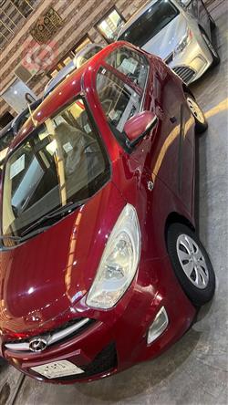 هیوندای i10